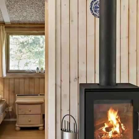 M17018-vaeggerlose-tagrorvej-2 Holiday home *