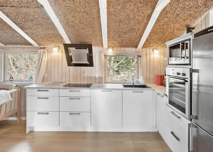 M17018-vaeggerlose-tagrorvej-2 Bøtø By